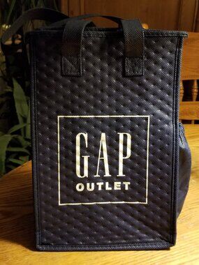 GAP OUTLET INSULATED LUNCH BAG